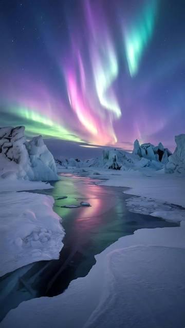 海外華人留學生必看:如何在國外突破QQ音樂版權限制,輕鬆聆聽夢幻太空旋律