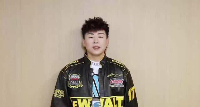 海外華人留學生必看:QQ音樂版權限制解決全攻略,輕鬆解鎖胡彥斌新專輯《是一場煙火》